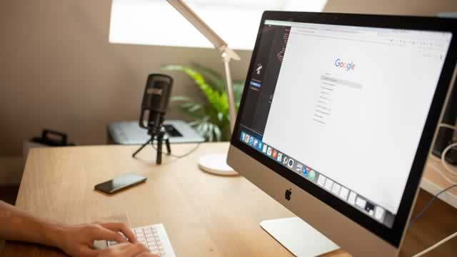 Jensen Huang Says the “Agentic AI Inflection Point Has Arrived.” Here Are 2 Stocks to Buy for 2026.