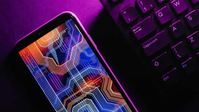 Microsoft vs Meta: Both AI Stocks Have Been Hit Hard, But One Is a Better Buy Now